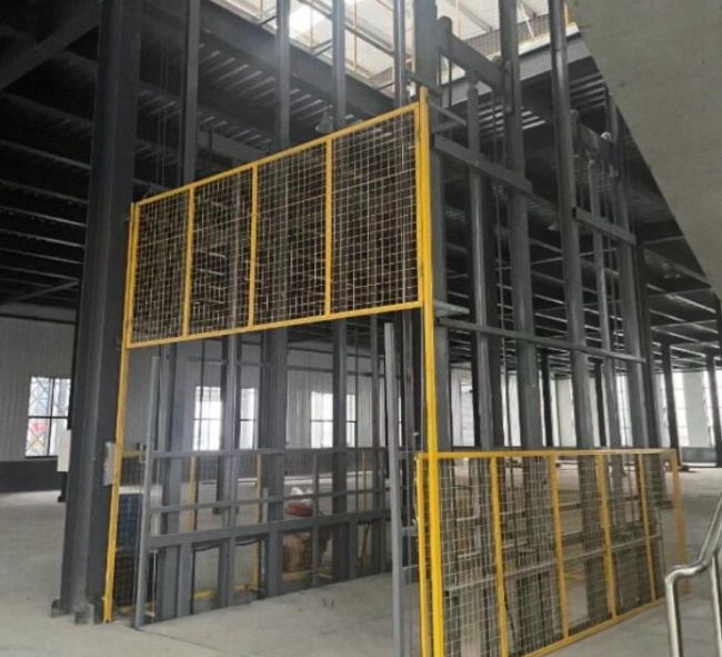 西秀请详细介绍一下货梯安装在室外的维护方法